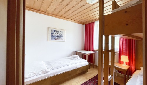 Apartment (Top 14)