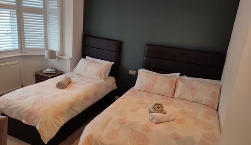 Shared Dormitory, 1 Bedroom, City View