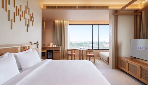 Deluxe Room, 1 King Bed (Premium)