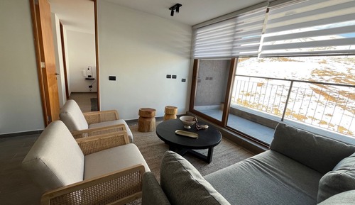 Family Apartment, 2 Bedrooms, Mountain View (B)