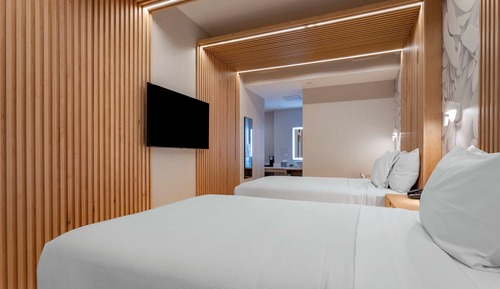 Standard Room, 2 Double Beds, Non Smoking (Shower Only)