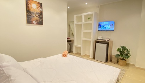 Luxury Double Room, 1 King Bed, Non Smoking, City View