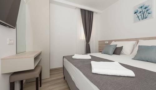 Apartment (A2)