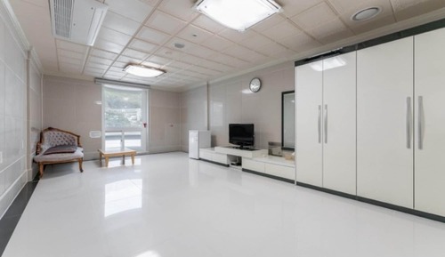 Room (Family Ondol)