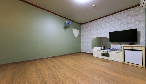 Room (On-dol)