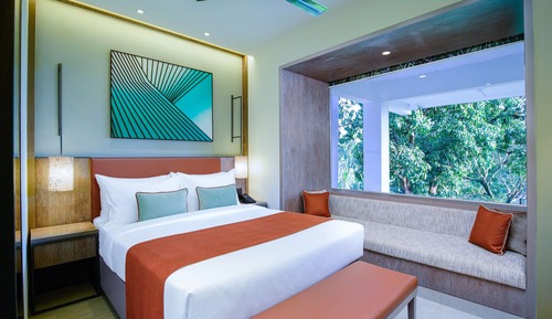 Palm Room