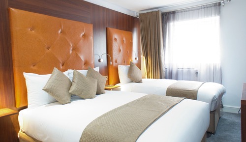 Superior Triple Room
