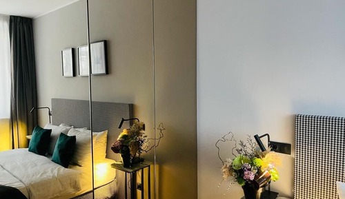 Premier Single Room