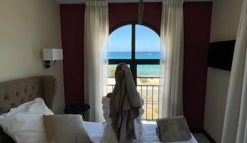 Superior Apartment, Sea View, Beachside