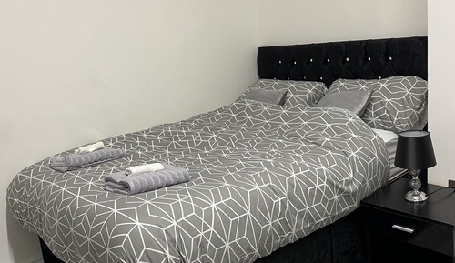 Deluxe Studio, Ensuite