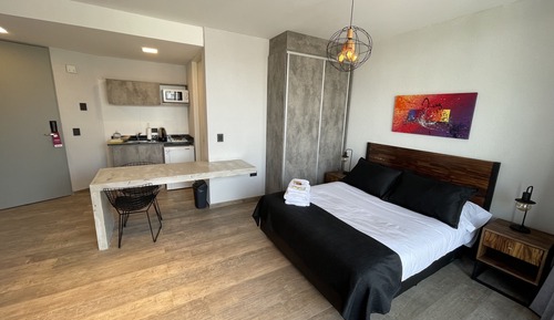 Deluxe Studio, Balcony