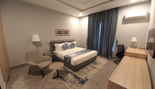 Executive Suite