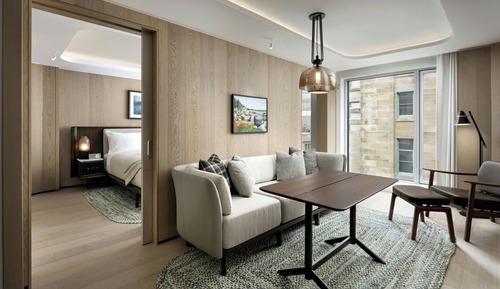 Junior Suite, 1 King Bed, City View