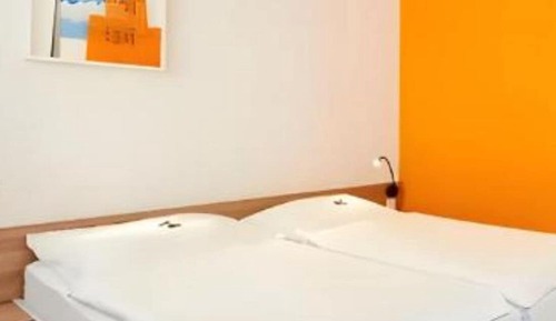Comfort Single Room, Kitchenette