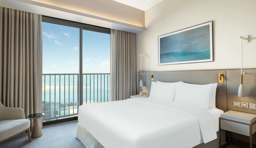 Deluxe Room, 1 King Bed, Sea View