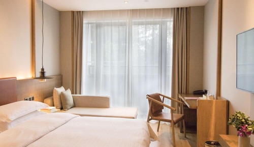 Premium Room
