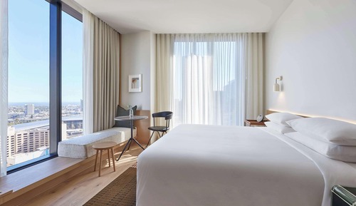 Room, 1 King Bed, City View