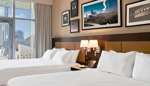 Suite, 2 Queen Beds, Accessible, Bathtub