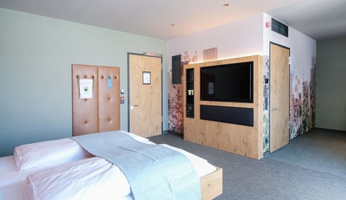 Basic Quadruple Room