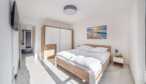 Apartment (10 A)