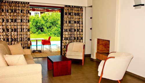 Sybilla Kumaea Suite with private pool
