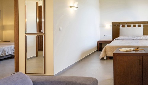Kastri Suite