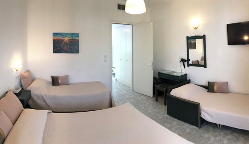 Family Studio