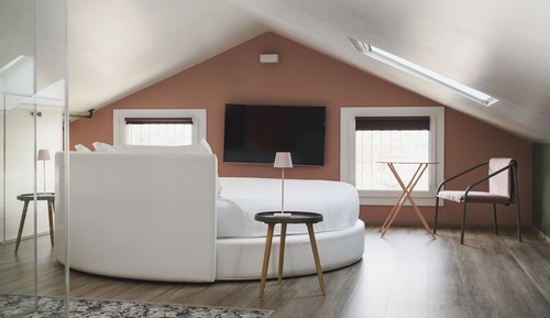 Design Loft, 1 King Bed, Non Smoking, Canal View