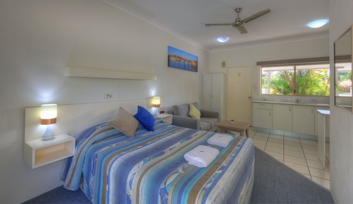 Standard Queen Room