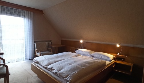 Double Room Compact Retro with Balcony 1 Double Bed