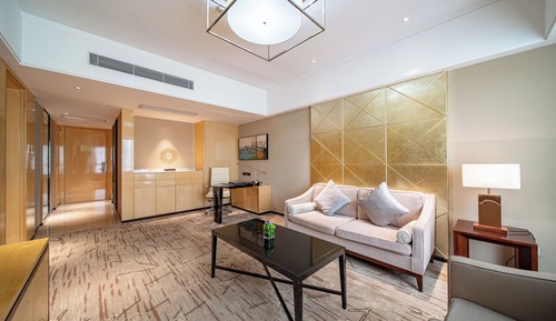 Swiss, Suite, 1 King Bed, Kitchen