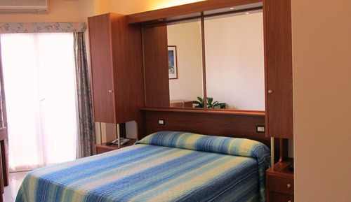 Double Room Single Use