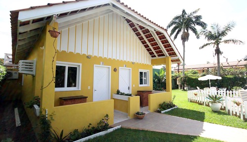 Suíte conjugada (2 quartos e 1 banheiro) quádrupla