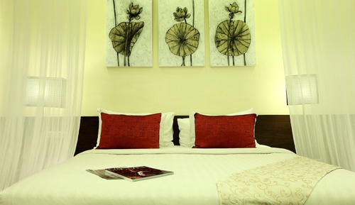 Grand Deluxe Room Only