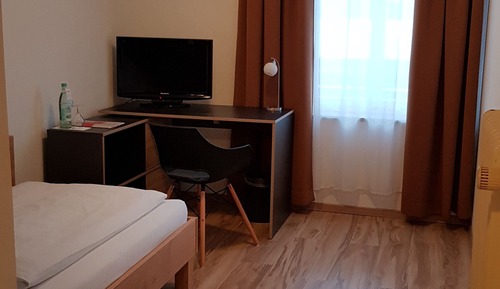 Comfort Single Room