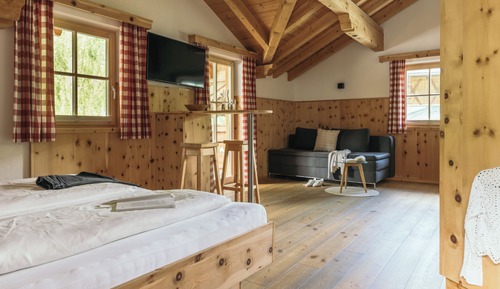 Junior Double Room (Tradition)
