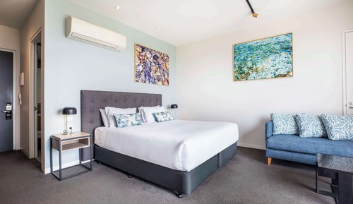 Beachfront King Suite