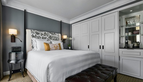 Deluxe Room, 1 Queen Bed