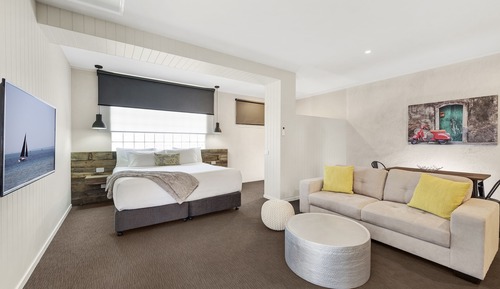 Premium Spa Studio (3 Nights Min)