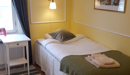 Single Room, Private Bathroom (Main Building)