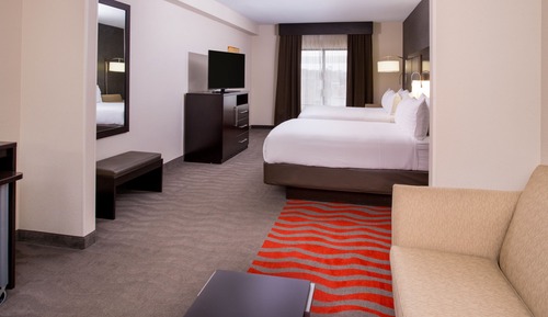 Suite, Multiple Beds