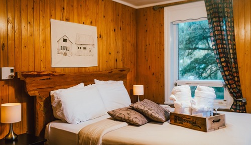 Standard Room, 1 Queen Bed