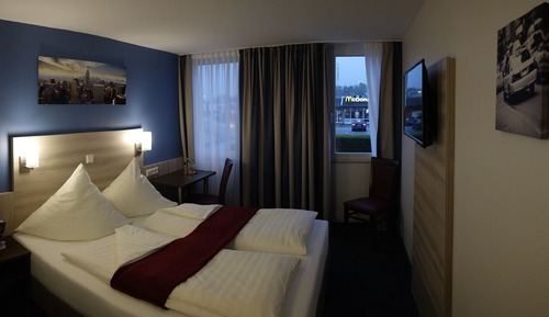 Business Double Room, 1 King Bed, Non Smoking