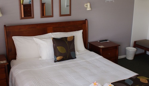Deluxe Room, 1 Queen Bed