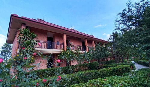 Deluxe Room, 1 King Bed, River View