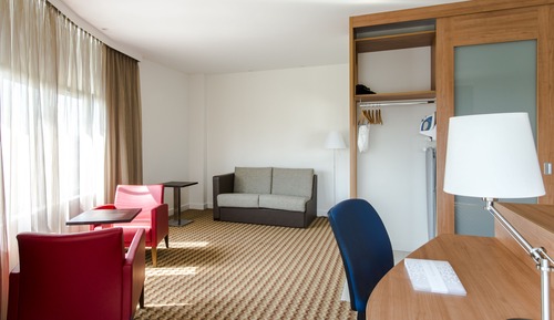Room, 1 Queen Bed with Sofa bed, Accessible