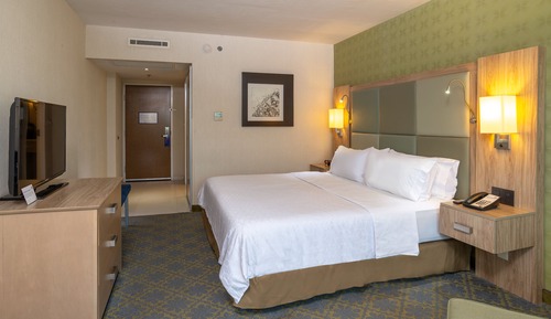 Standard Room, 1 King Bed