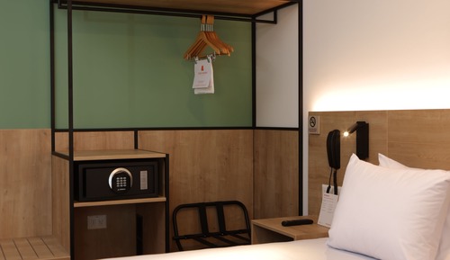 Superior Room, 1 King Bed, Accessible