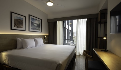 Superior Room, 1 King Bed, Terrace