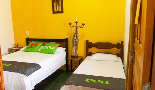 Economy Triple Room